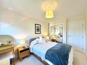 Photo 8- click for photo gallery